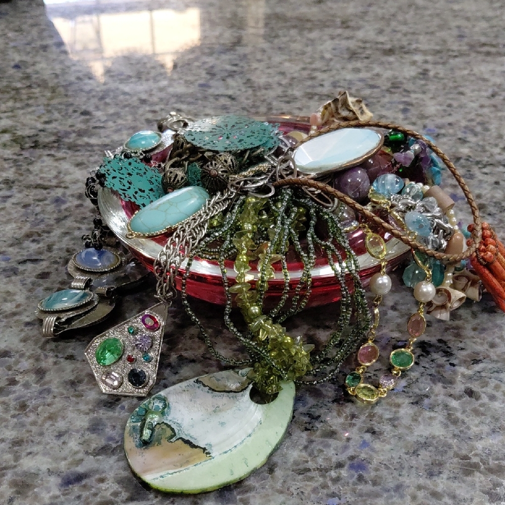 Elegant Multicolor Women's Jewelry Set